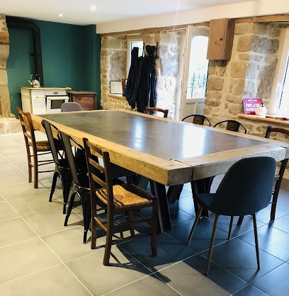 Le Bouffadou Gites 10 pers Viverols, Location de Vacances à Sauvessanges