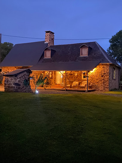 Dirk & Debora, Cottage "La Correze ", Location De Vacances à Troche