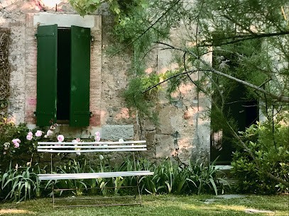 Domaine de Montlaur, Maison d'Hôtes à Arquettes-en-Val