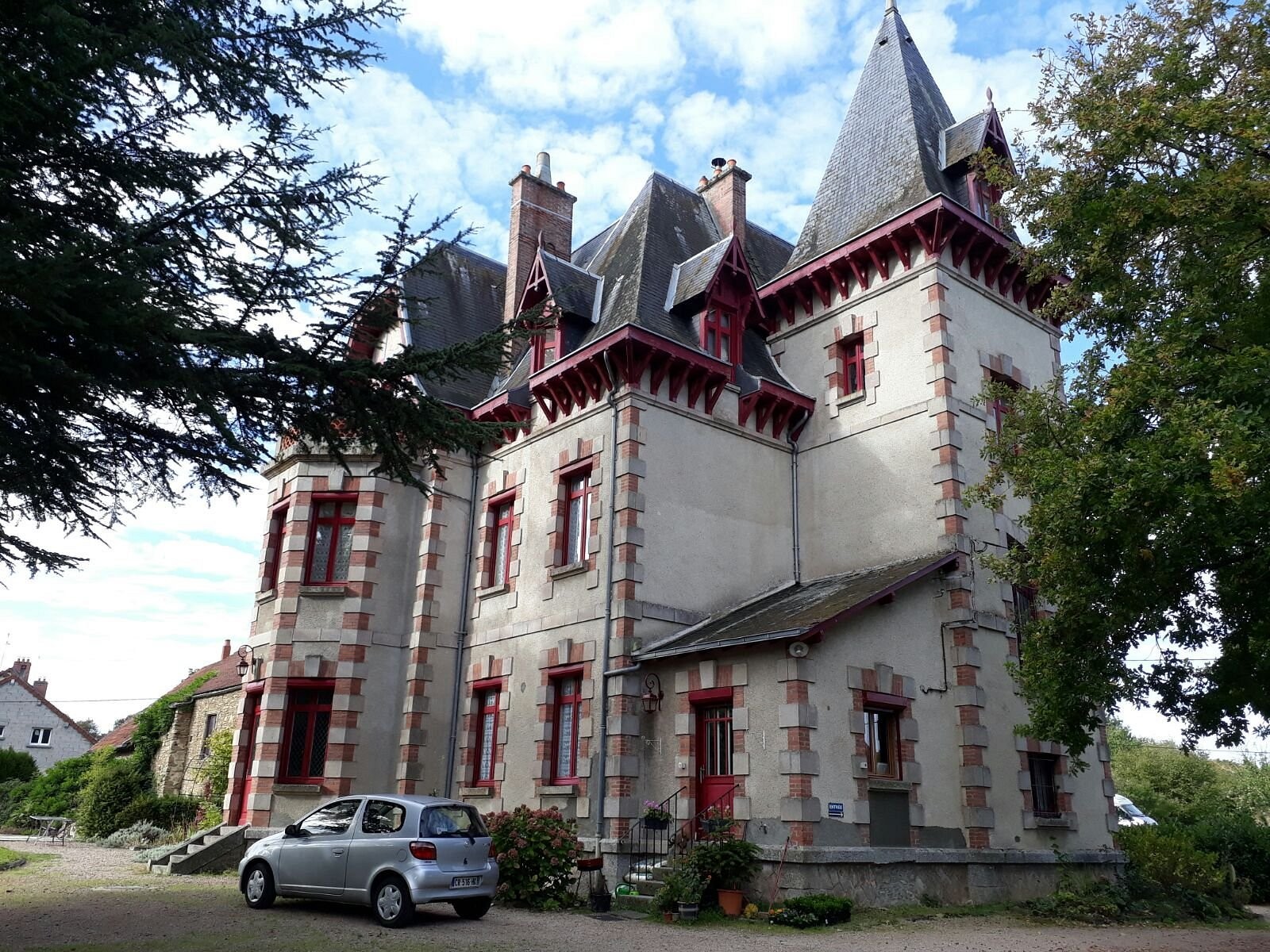 Chateau Lezat, Chambre d'Hôtes à La Souterraine