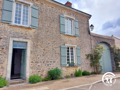 Chambre D'hôte La Porte Cochère, 2 Chambres Jusqu'à 4 Personnes - Gîtes De France, Chambre D'hôtes à Saulges