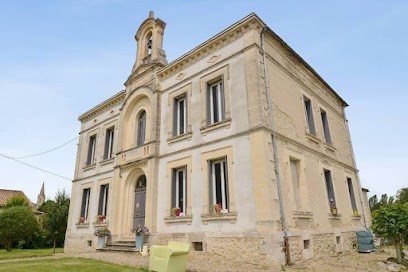 La Vieille Ecole, Chambre d'Hôtes à Bourgougnague