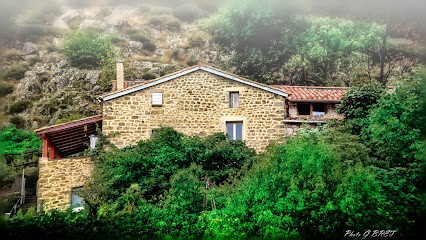 Quinte Et Sens Chambre Et Table D'hôte, Chambre d'Hôtes à Barnas