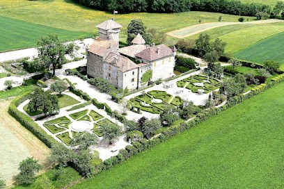Chambres d'hôtes dans un véritable château médiéval, Chambre d'Hôtes à Brenthonne