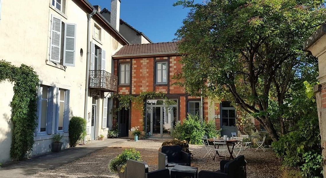 La Maison du Crémant, Chambre d'Hôtes à Savigny-lès-Beaune