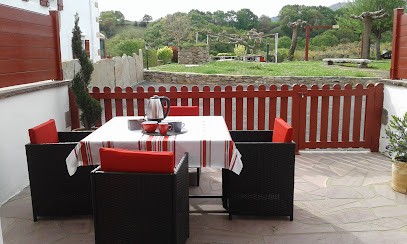 APPARTEMENT ELORGA - SARE - PAYS BASQUE, Location de Vacances à Sare