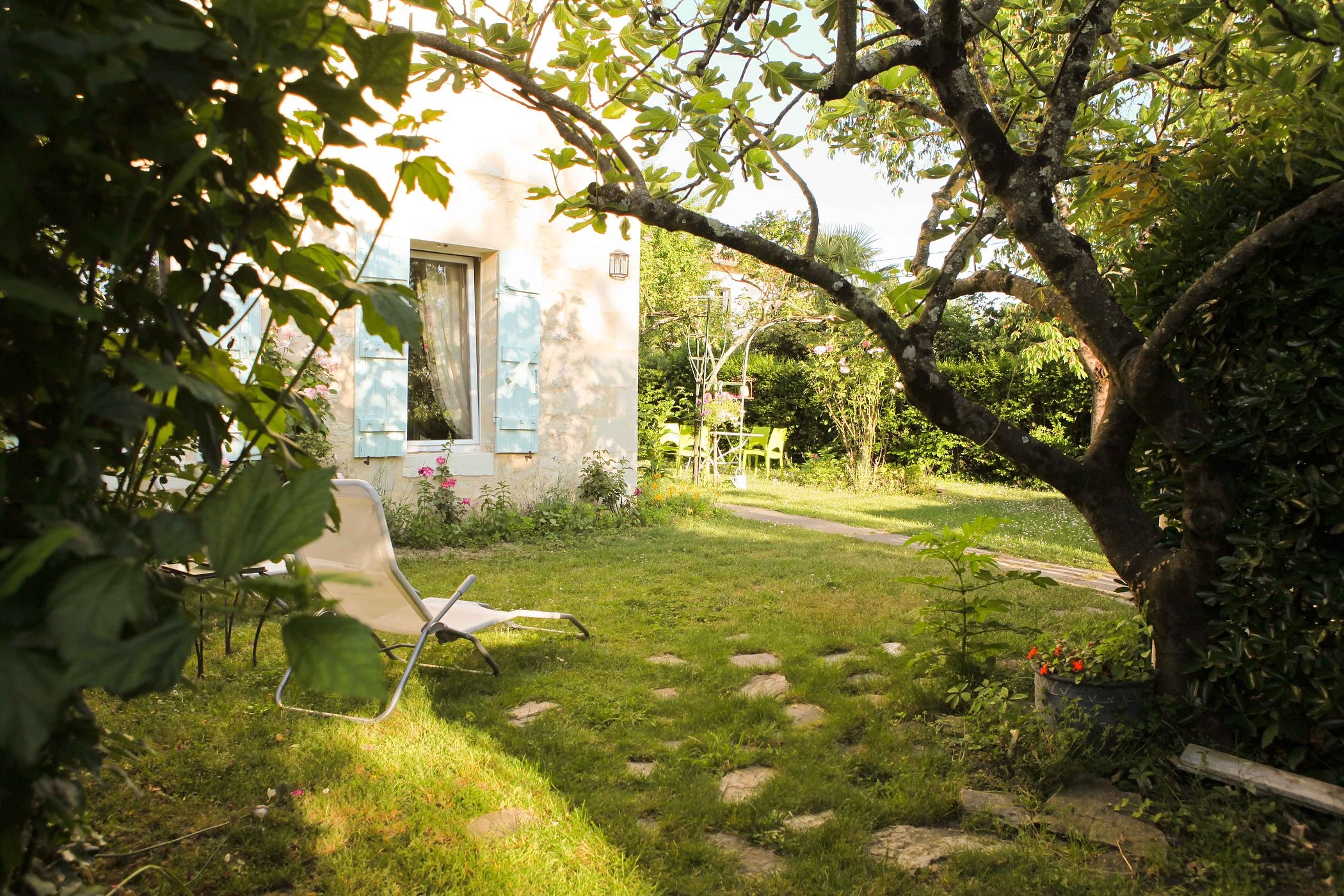 Chambres D'hôtes VILLA GARONNE, Chambre d'Hôtes à Latresne