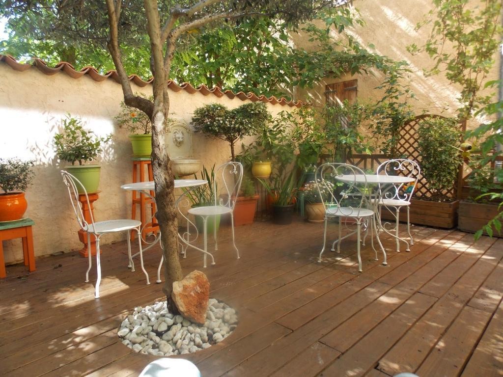 La Maison Du Bonheur, Chambre d'Hôtes à Aups