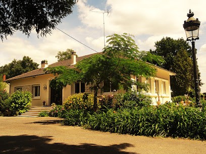 Villa La Clef des Champs, Chambre d'Hôtes à Chailly-en-Bière