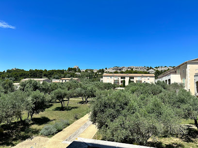 Appartement Lou Olivie, Location De Vacances à Paradou