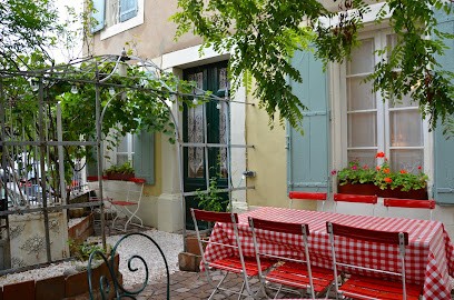 Sainte Hélène Chambres D'hôtes, Chambre d'Hôtes à Olonzac