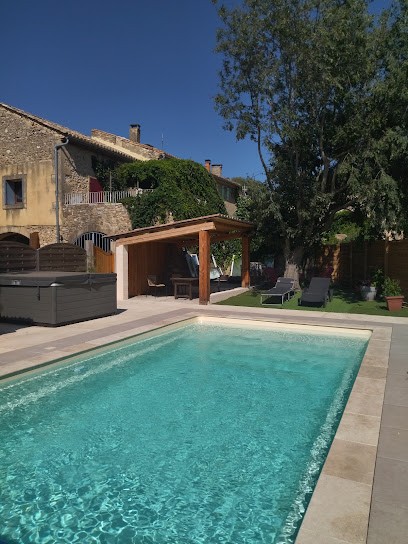 Gîte et chambres d'hôtes du Serre Biau, Location de Vacances à Saint-Victor-la-Coste