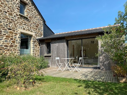 Chambre De Claire, Chambre d'Hôtes aux Iffs