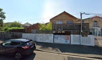 Chalet La Vigie, Location de Vacances à Tarbes