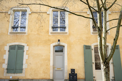 Chez Nous Laval, Chambre D'hôtes à Laval