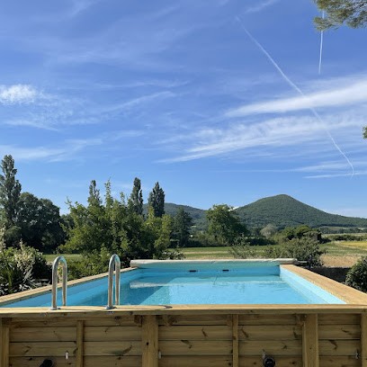 Le Mas Du Tilleul, Location de Vacances à La Laupie