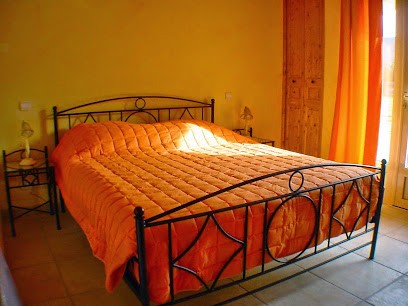 Côté Roche, Chambre d'Hôtes à La Répara-Auriples