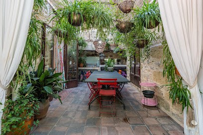 Chambres d'hôtes Le voyage d'Ulysse, Chambre d'Hôtes à Marsillargues