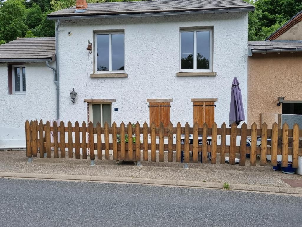 Au beau séjour, Chambre d'Hôtes au Mayet-de-Montagne