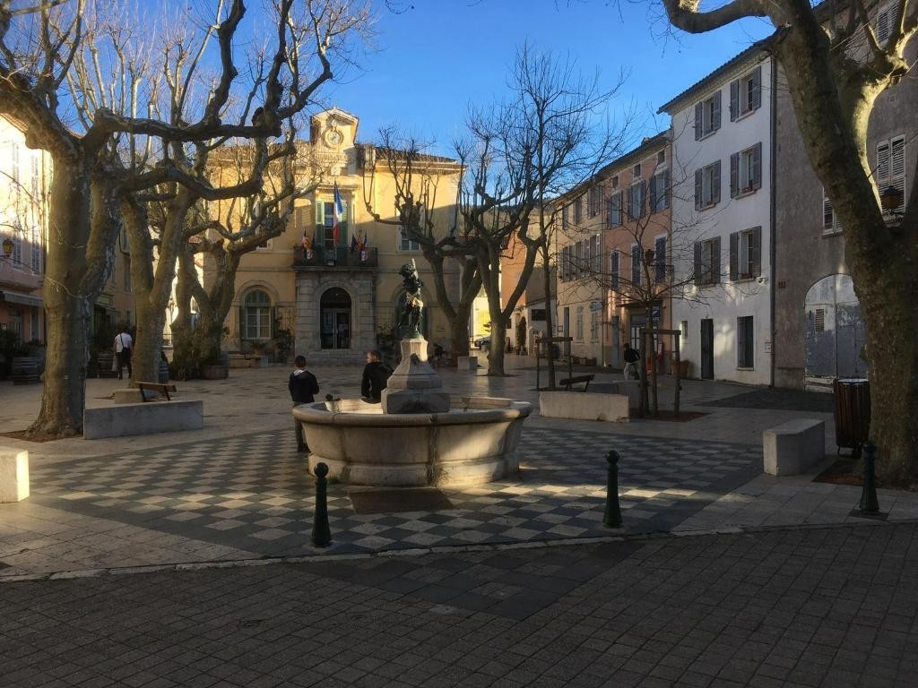 Les Hautes Roches, Chambre d'Hôtes à Collobrières