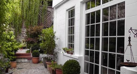 Bed and Breakfast: A Nest in Town, Chambre d'Hôtes à Rouen