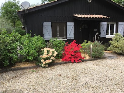 Maison De L'amitié, Chambre d'Hôtes à Lanton