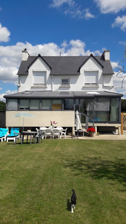 la cremaillere chambres d'hotes uniquement masculine, Chambre d'Hôtes à Landeleau