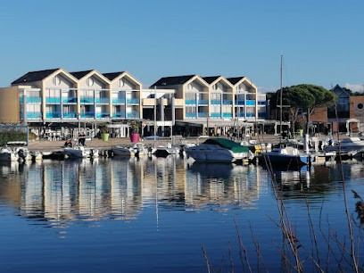 Chalet Vacances Lac Et Port Hourtin, Location de Vacances à Hourtin