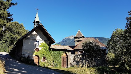Château Du Vigny - Chambre Privée #1, Chambre d'Hôtes à Saint-Michel-de-Maurienne