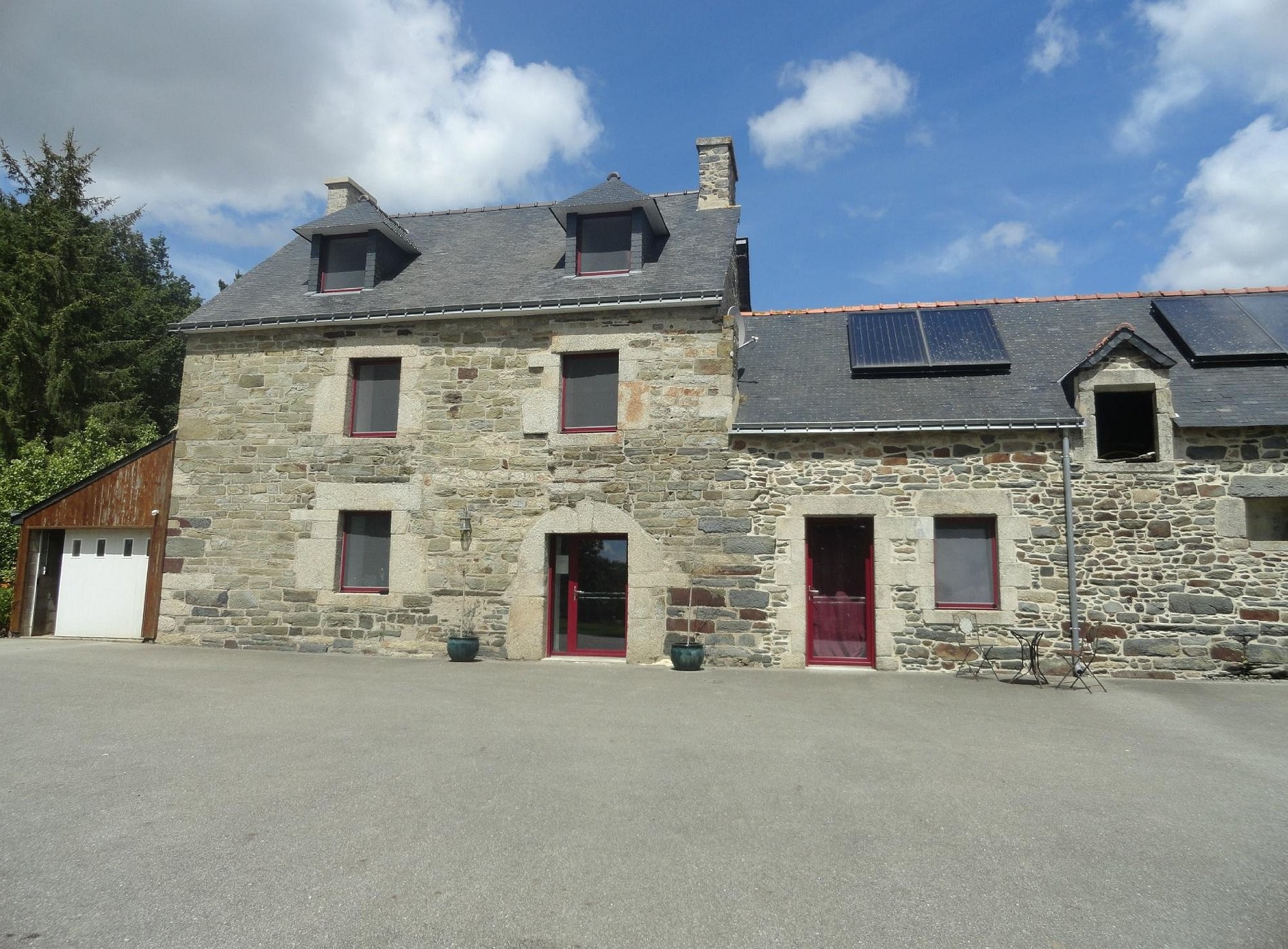Chambres d'Hôtes Ferme de Kerveno, Chambre d'Hôtes à Neulliac