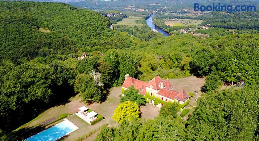 Le Manoir du Rocher Domme - Chambres d’hôtes de charme Proche Sarlat, Chambre d'Hôtes à Domme