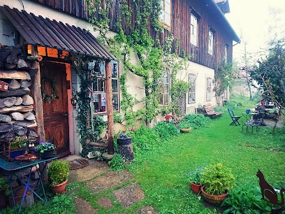 Chez Les Colin Chambres D'hôtes, Chambre d'Hôtes à Hauterive-la-Fresse