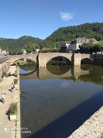 Vacances et Familles, Chambre d'Hôtes à Villefranche-de-Rouergue