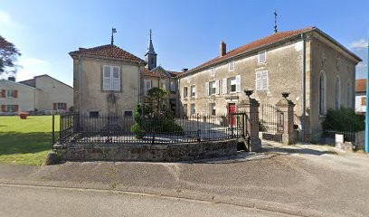 All in French, Chambre d'Hôtes à Médonville