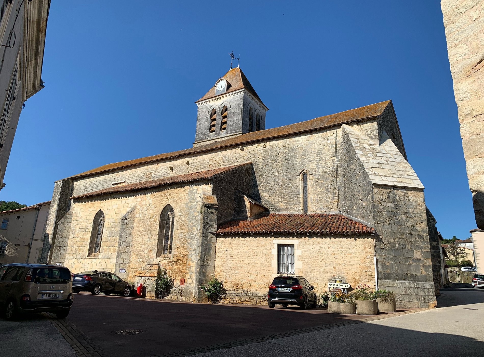 Merchants House, Chambre d'Hôtes à Nanteuil-en-Vallée