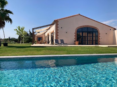 Grand Gîte Clos Saint Georges, Location de Vacances à Trouillas