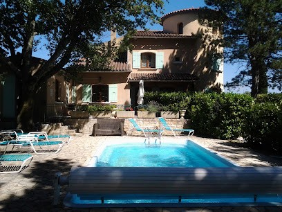 Logis du comte, Chambre d'Hôtes à Suze-la-Rousse