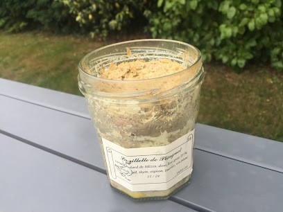 Location a Plinguet, Location de Vacances à Mezos