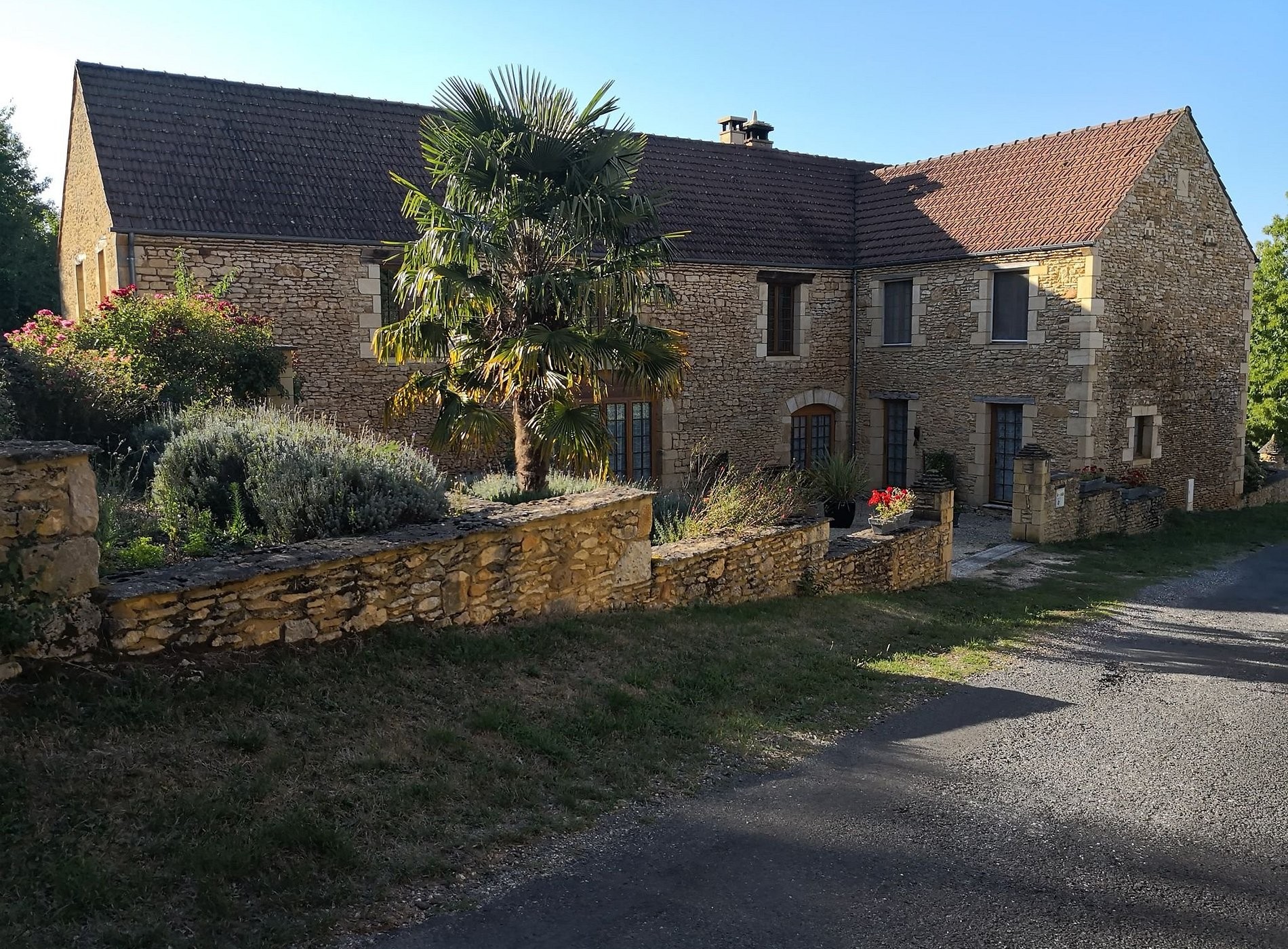 La Noyeraie, Chambre d'Hôtes à Aubas
