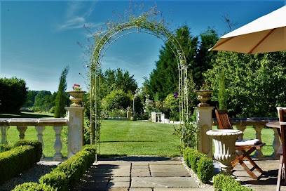 La Maison Rose, Chambre d'Hôtes à Mouzon