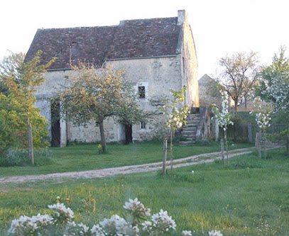 La Villette Au Jardin Chambre D'hôtes à Montmerrei