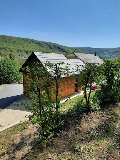 Gîte Chalet À L'orée Du Bois, Location De Vacances à Tournavaux