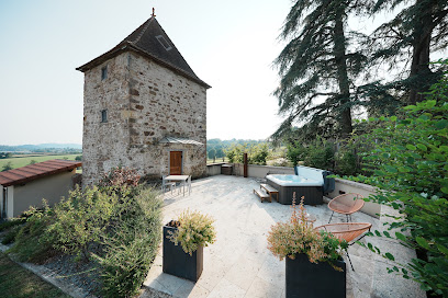 Les Hébergements De Charme Et Les Tours Insolites Avec Spas Privatifs & Sauna - Château De Laforest, Chambre D'hôtes à Thizy-les-Bourgs