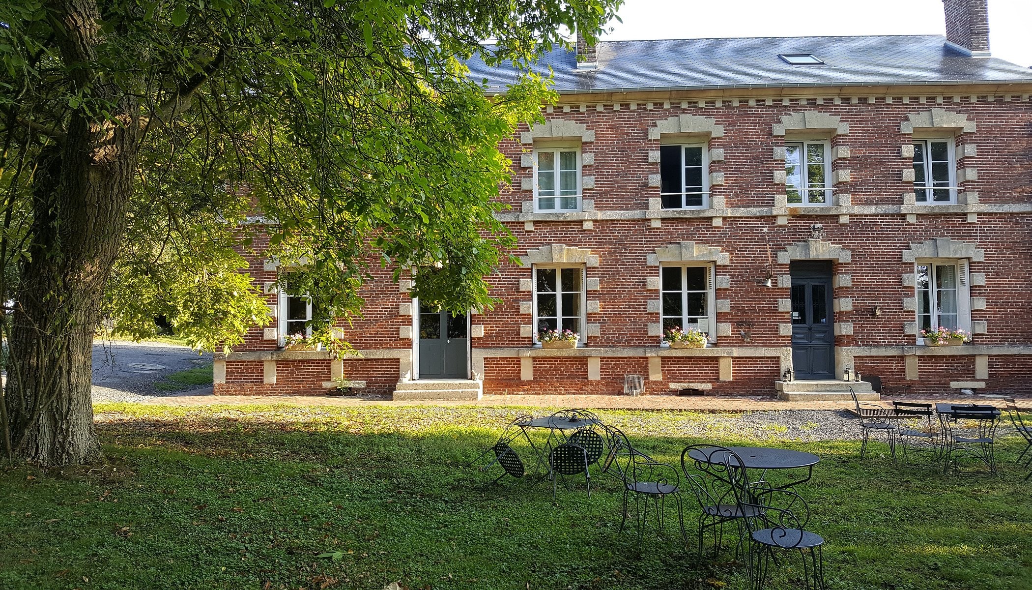 Chambres d'Hôtes de Francine HAMOT - Chambres d`Hôtes Oise, Chambre d'Hôtes à Froissy