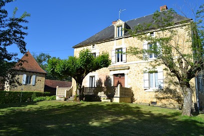 Le Castelat de Julienna : Hébergements insolites (Bulles et Lotus), Chambres d'hôtes, gîte de charme, Chambre d'Hôtes à Gourdon