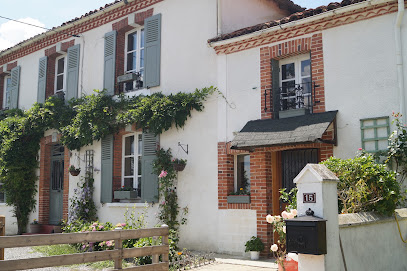 Maison Des Glycines, Chambre D'hôtes à Droux
