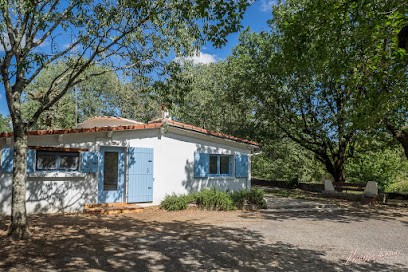 Gîte de la Boude (2 étoiles), Location de Vacances à Uzer