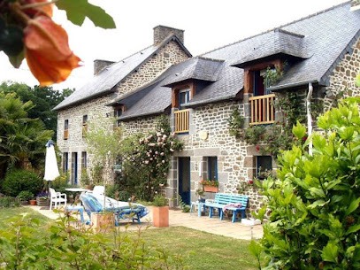 Petites Chapelles, Chambre d'Hôtes à Lanhélin