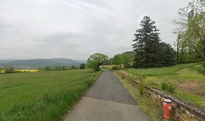 Aux Logis De Trois Monts, Chambre d'Hôtes à Charnay