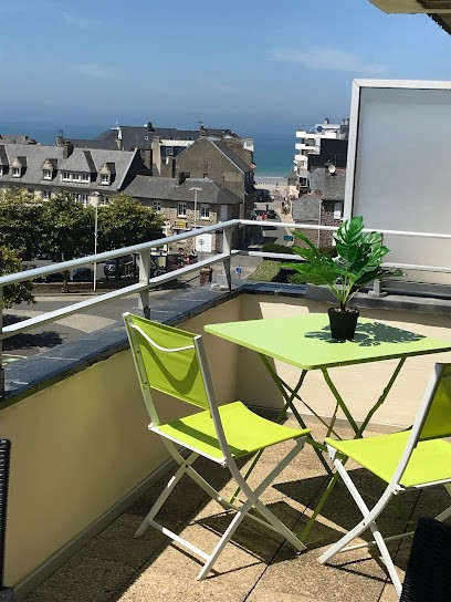 Studio Clémenceau 3* vue mer, Location de Vacances à Pléneuf-Val-André